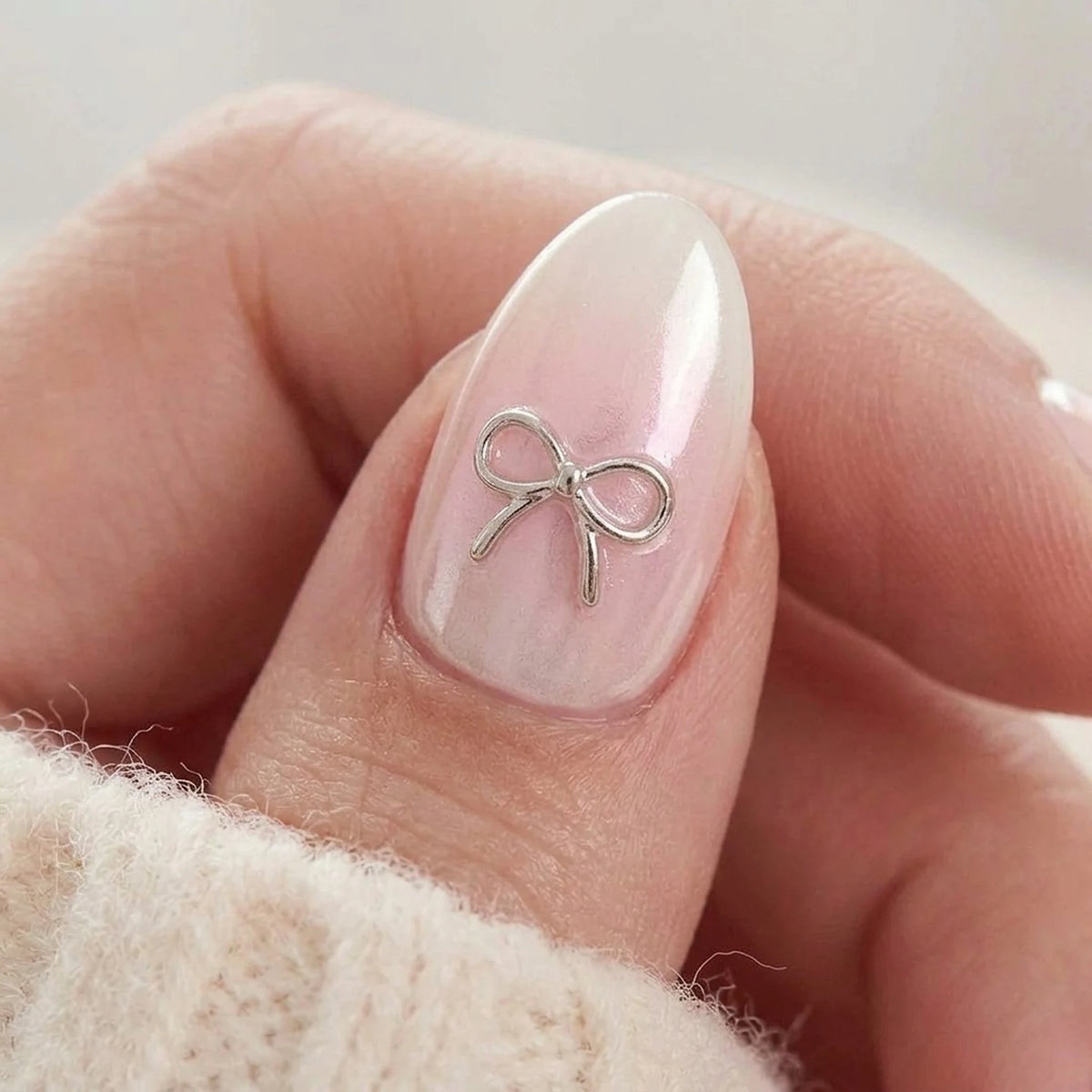 Faux ongles Aura Amoré, gros plan sur la finition