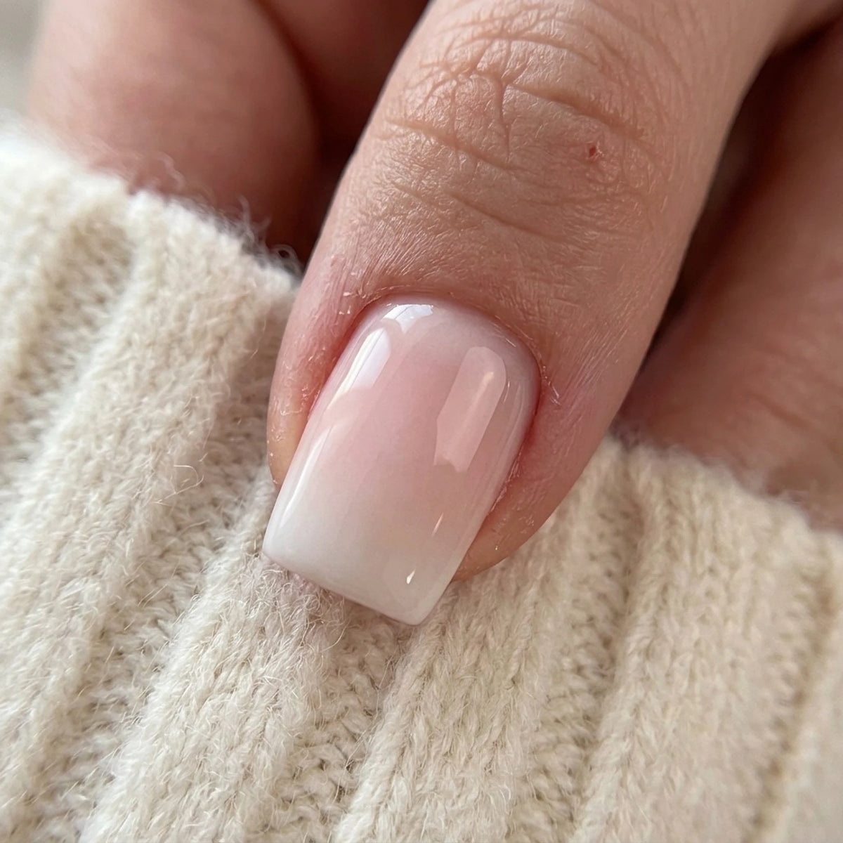 Faux ongles Dreamy Dip, gros plan sur la finition