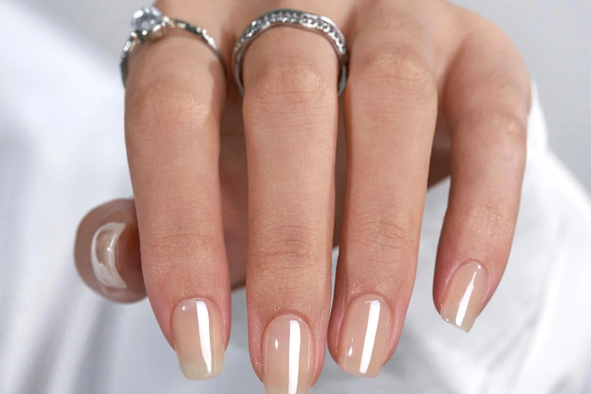 Gellack hemma – håll i 2 veckor utan flagning eller välj XNails gelénaglar