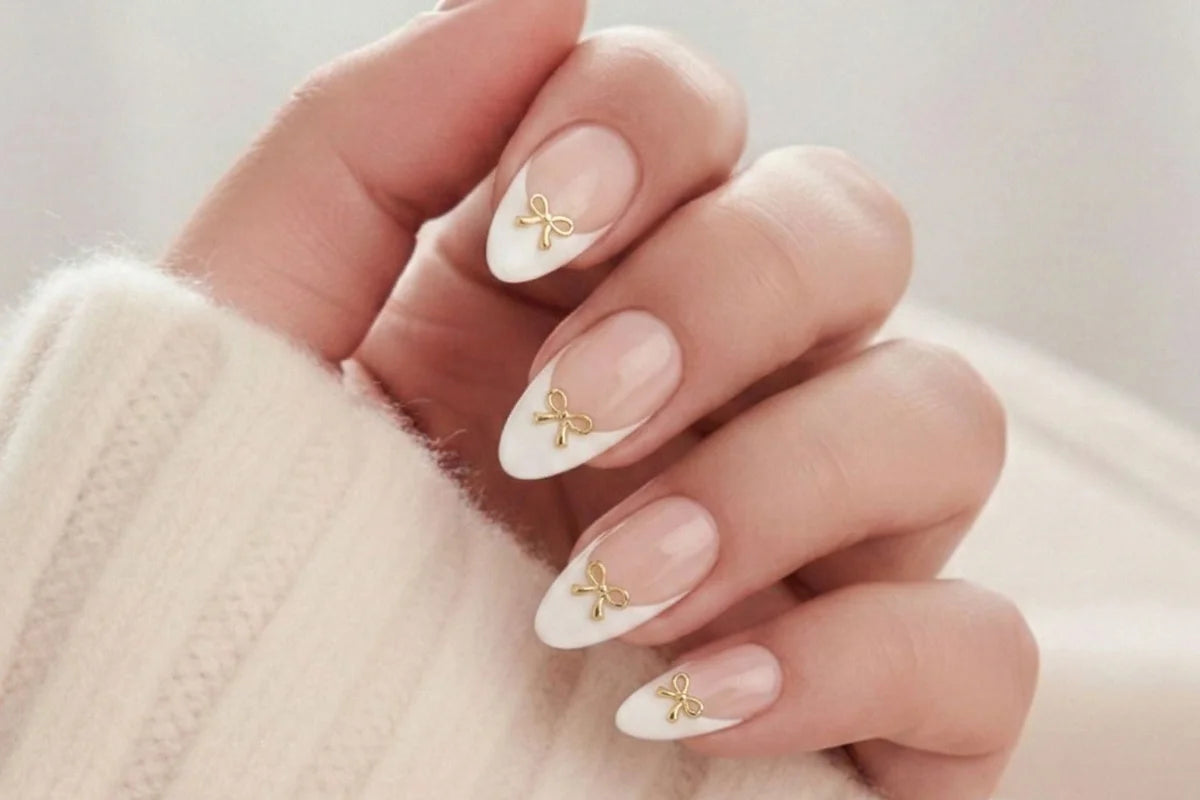 Snygg nageldesign med press-on naglar