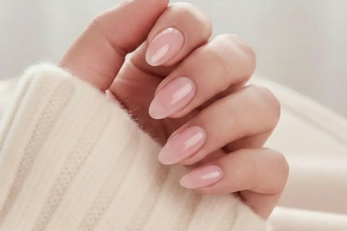 Säsongens hetaste press-on nageltrender – designs att testa från XNails