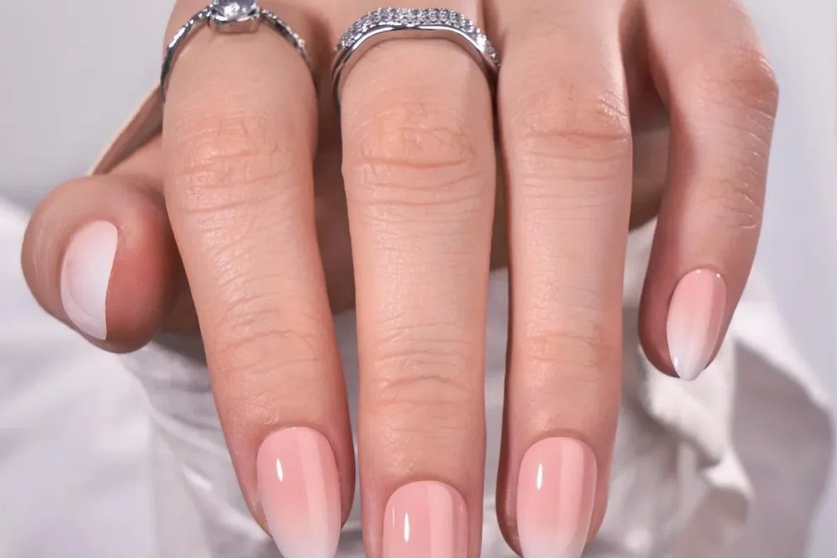 Nageldesigns effekt på självförtroende – XNails press-on naglar för sociala medier