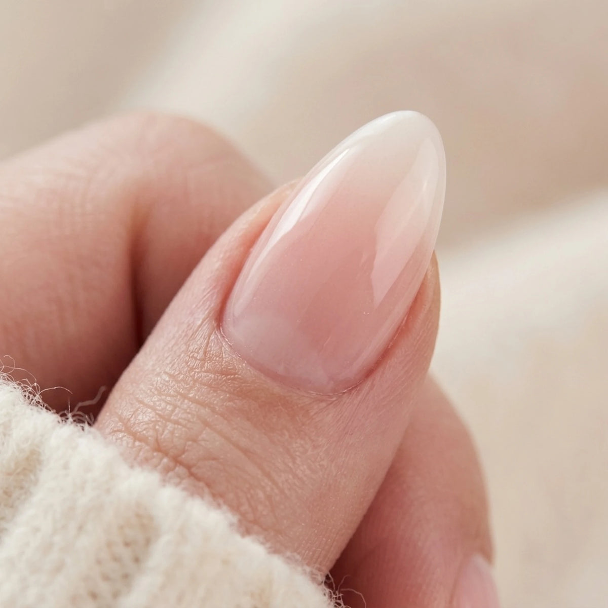 Faux ongles Dreamy Dip, gros plan sur la finition