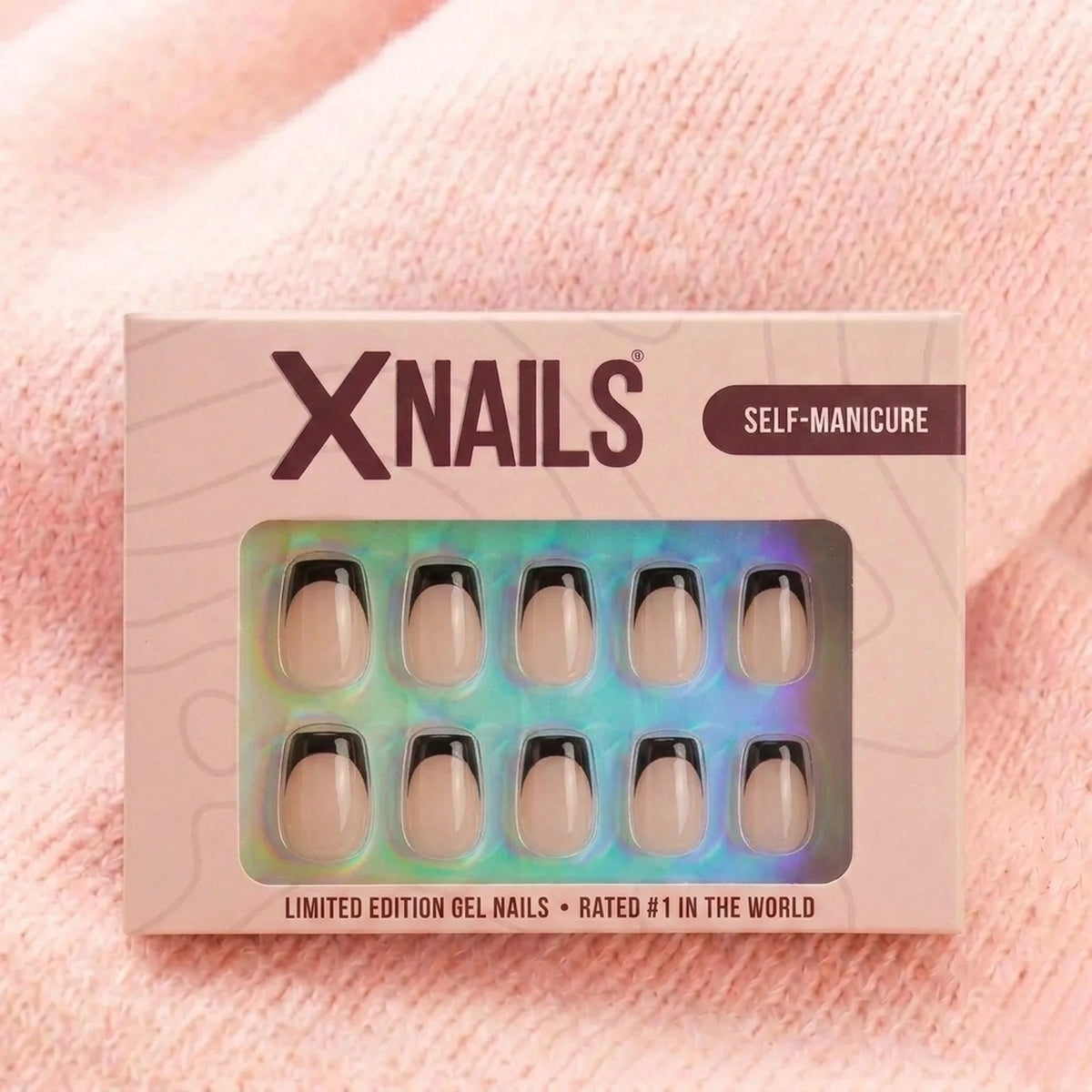 Faux ongles press-on Sleek Silhouette dans le coffret manucure XNails